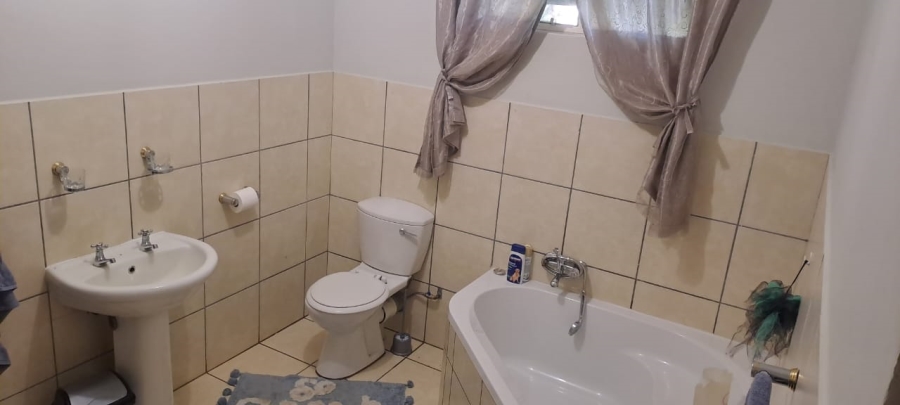 4 Bedroom Property for Sale in Rustenburg Rural North West